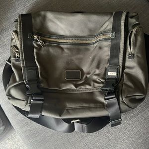 Tumi satchel briefcase